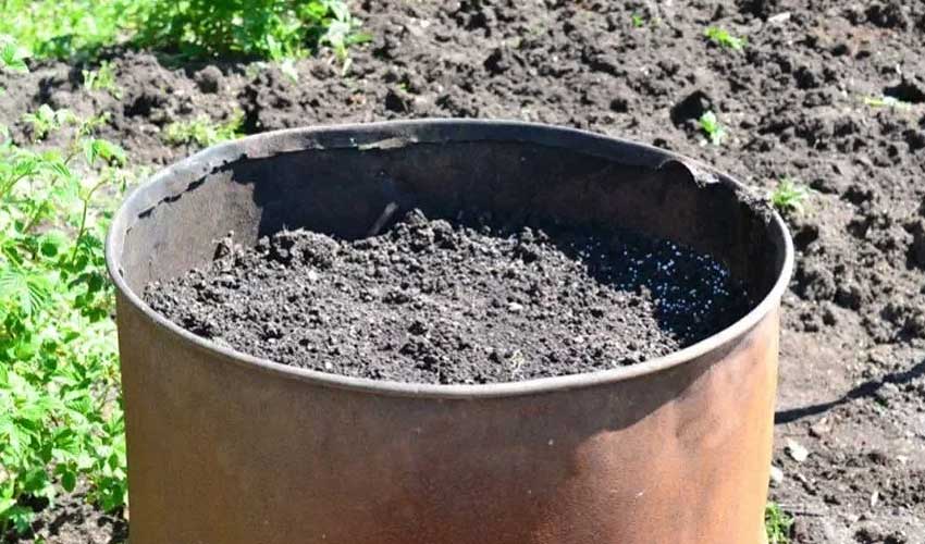 Грунт в бочке.